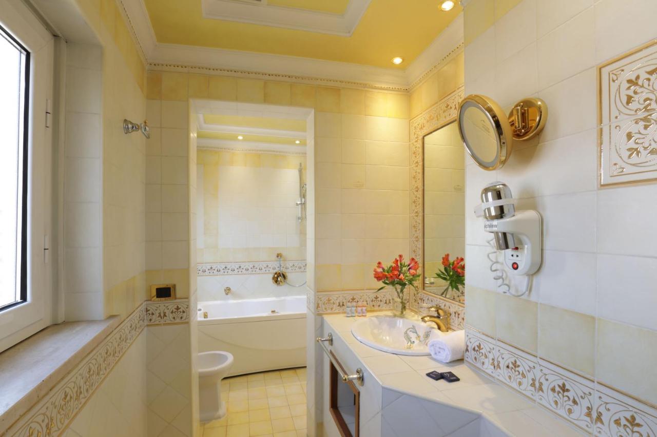 Hotel Homs Рим Екстериор снимка