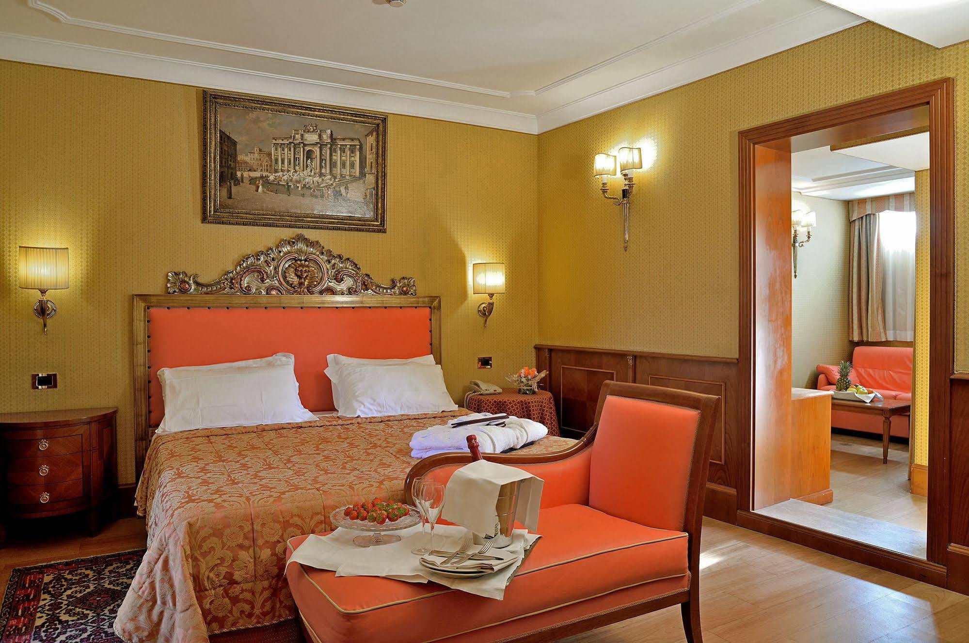 Hotel Homs Рим Екстериор снимка